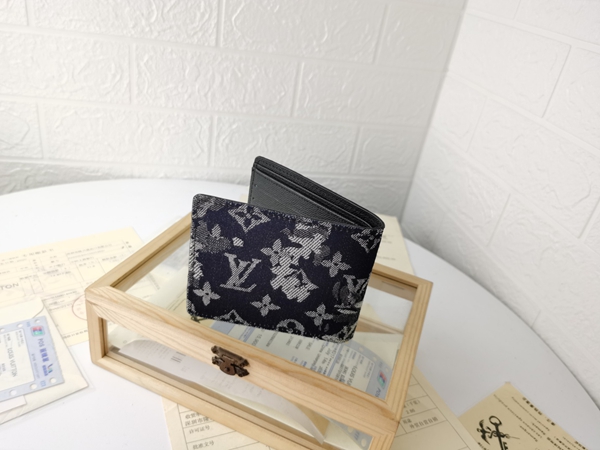 LVコピーウォレット側面デザイン